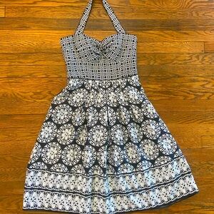 White House Black Market Black and White Strapless Dress Beautiful!